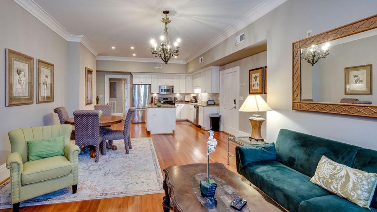 201 York #3 - Homey Downtown 2 Bedroom Steps From The River Savannah Ngoại thất bức ảnh