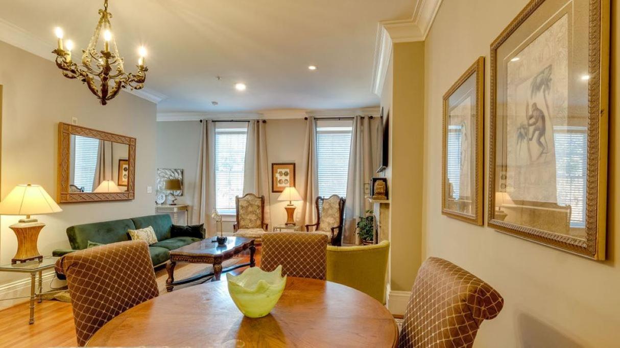 201 York #3 - Homey Downtown 2 Bedroom Steps From The River Savannah Ngoại thất bức ảnh
