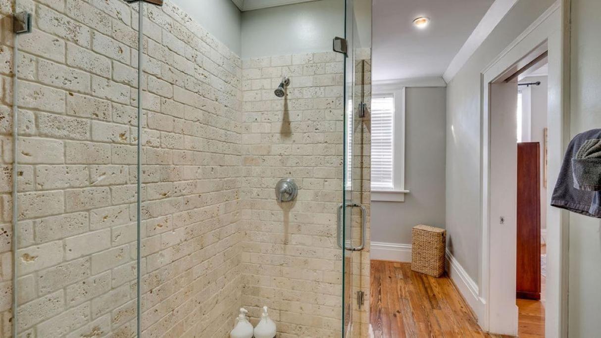 201 York #3 - Homey Downtown 2 Bedroom Steps From The River Savannah Ngoại thất bức ảnh